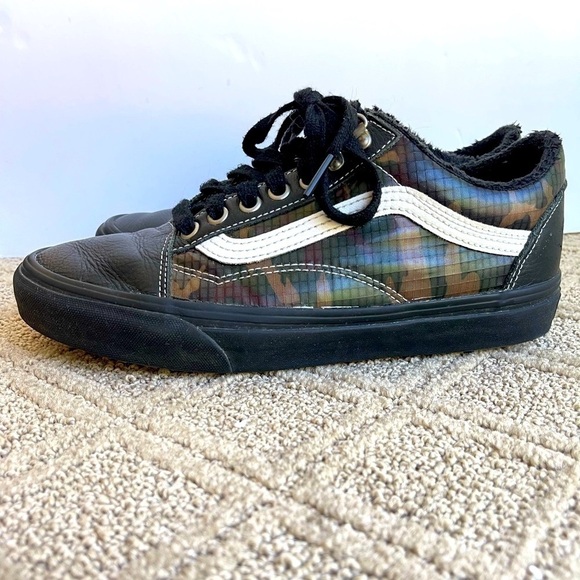 Vans Shoes - Vans Old Skool Mte Black
